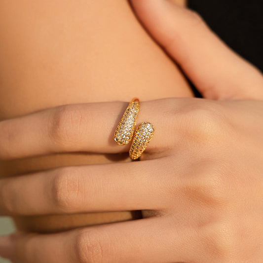 Swirl Pod Sparkle Ring