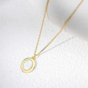 OvalGlow Retro Chic Necklace