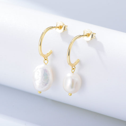Sophie’s PearlGlow Earrings