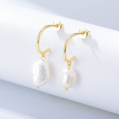 Sophie’s PearlGlow Earrings
