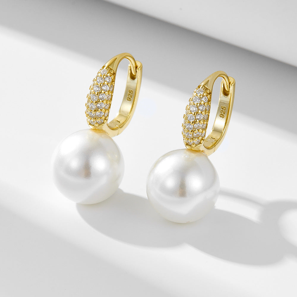 Amélie’s PearlLuxe Earrings