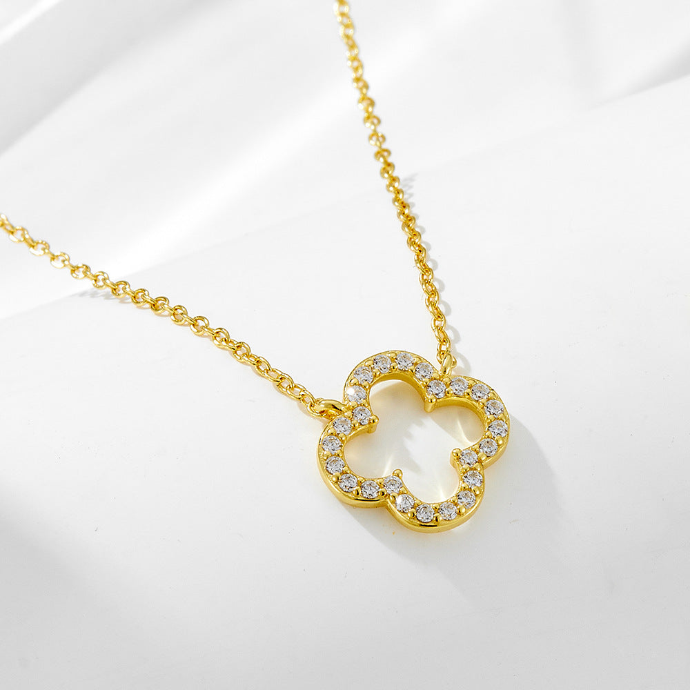 LuckyBuddy Bloom Necklace Stella Harte
