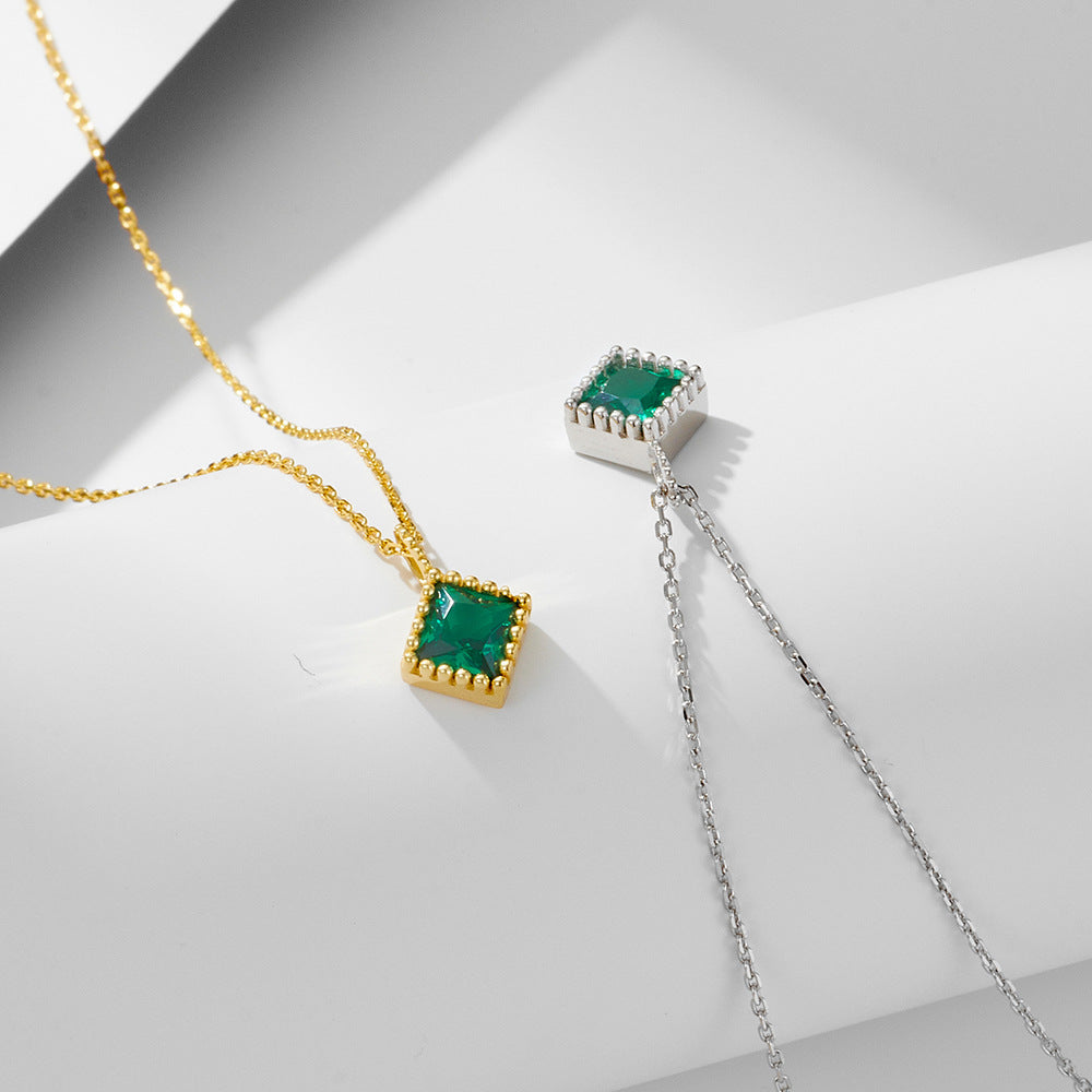 EmeraldSquare Chic Necklace