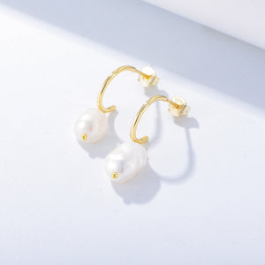 Sophie’s PearlGlow Earrings Stella Harte