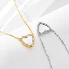 LoveShell Luster Necklace