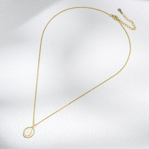 OvalGlow Retro Chic Necklace