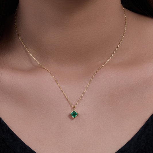 EmeraldSquare Chic Necklace
