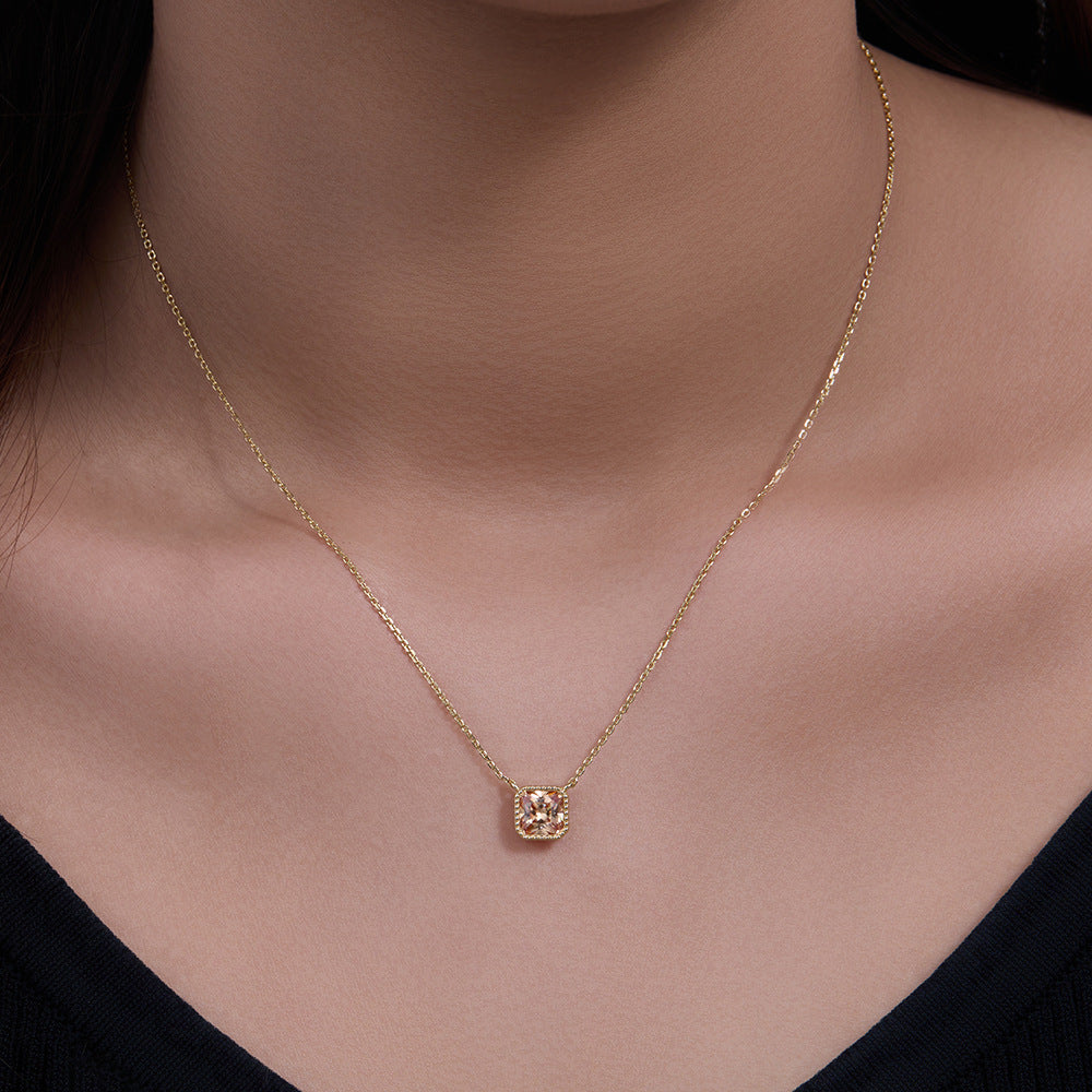 Mia’s SugarCube Sparkle Necklace Stella Harte