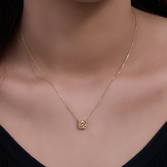 Mia’s SugarCube Sparkle Necklace