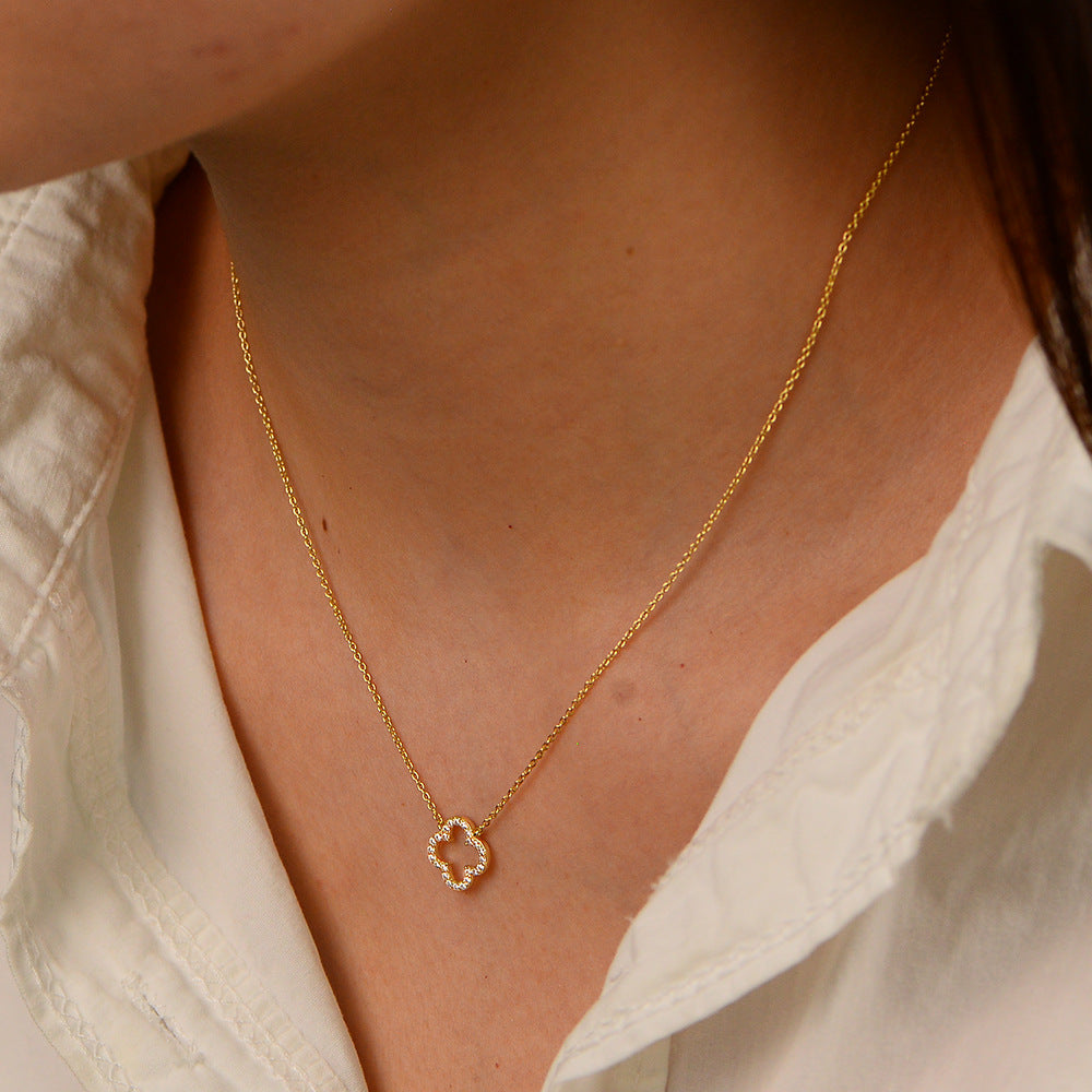 LuckyBuddy Bloom Necklace Stella Harte