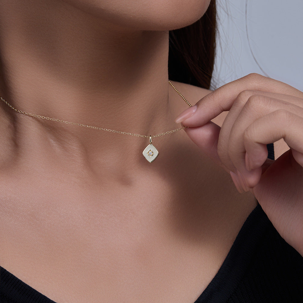 Ava’s RhombusGlow Necklace Stella Harte