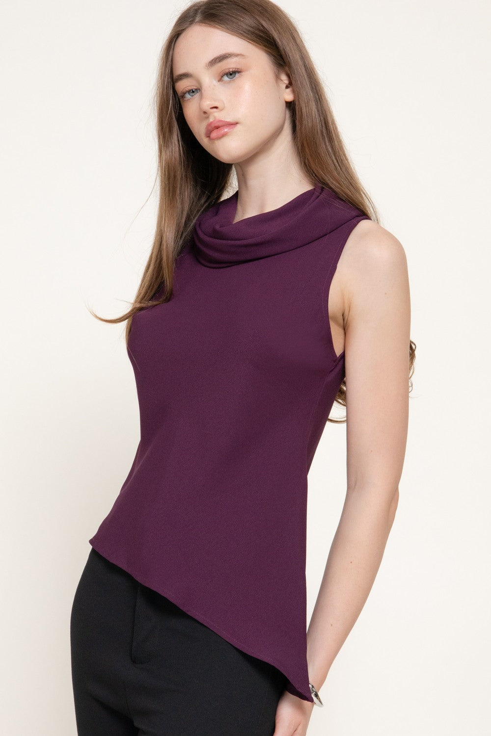 Sleeveless Flowy Neck Asymmetric Top