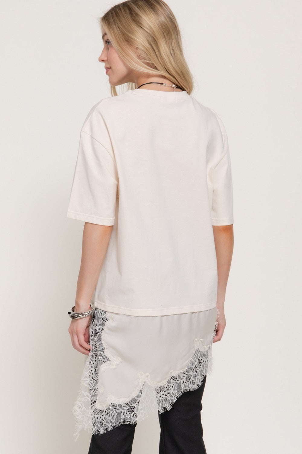 Short Slv Asymmetrical Hem Tonal Lace Knit Top