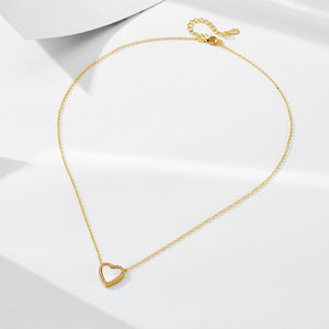 LoveShell Luster Necklace