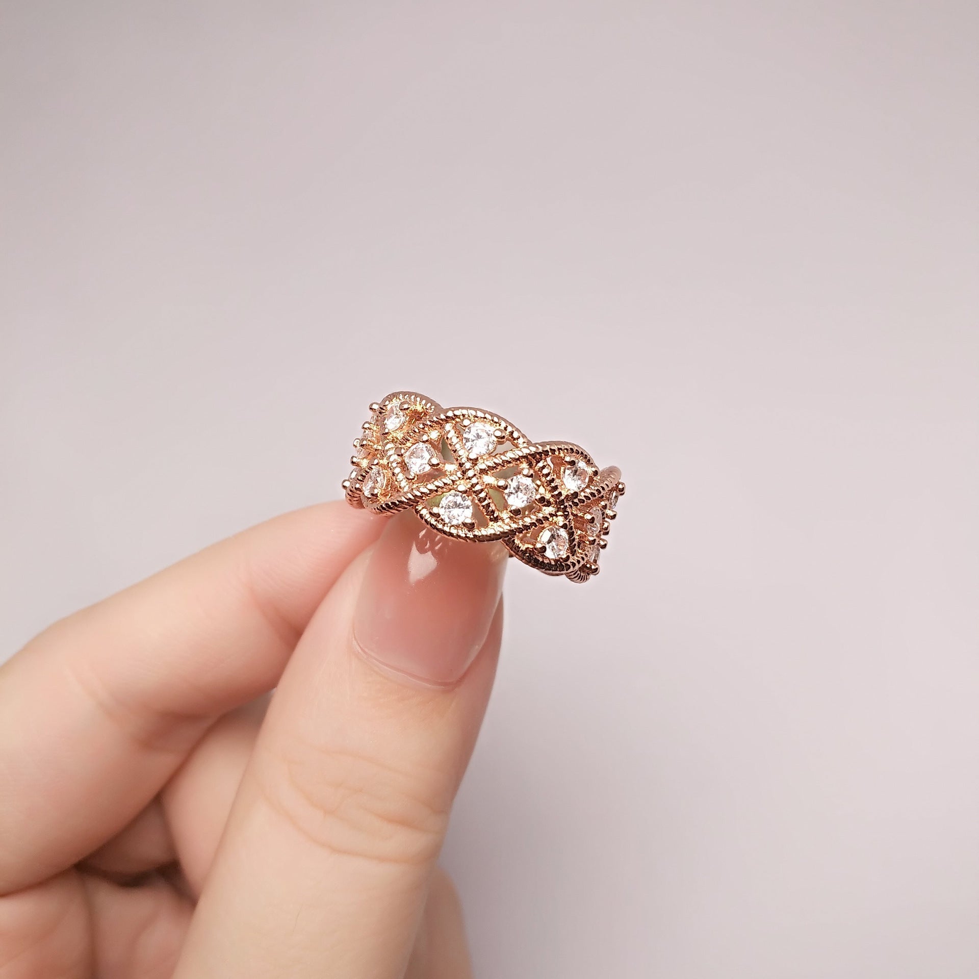 The Eternal Elegance Ring Stella Harte