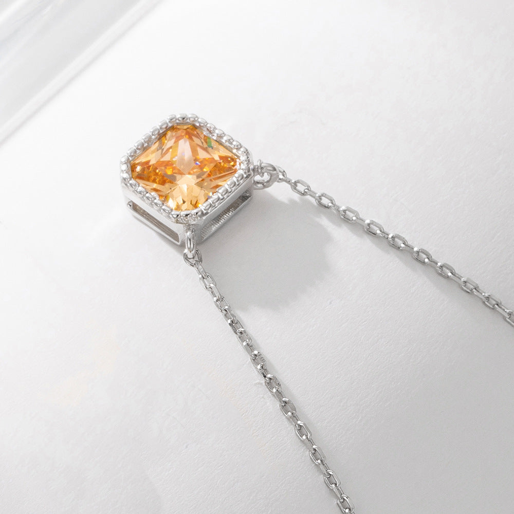 Mia’s SugarCube Sparkle Necklace Stella Harte