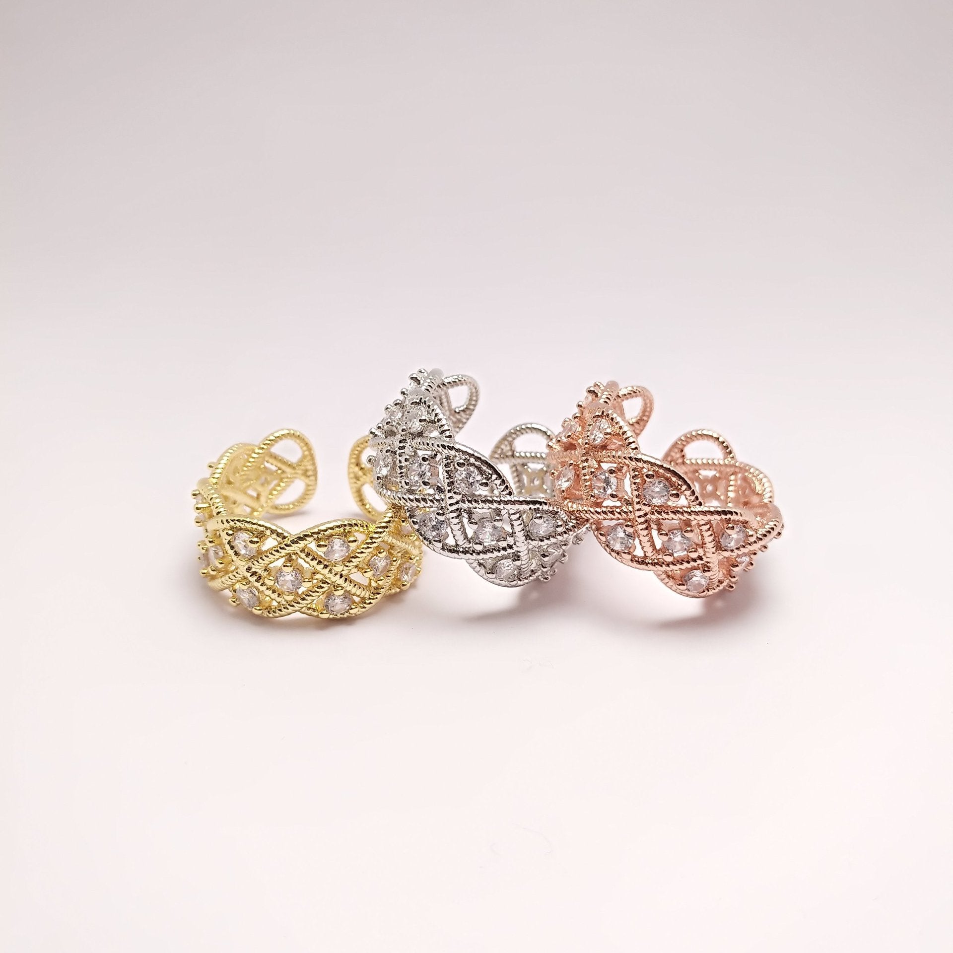 The Eternal Elegance Ring Stella Harte