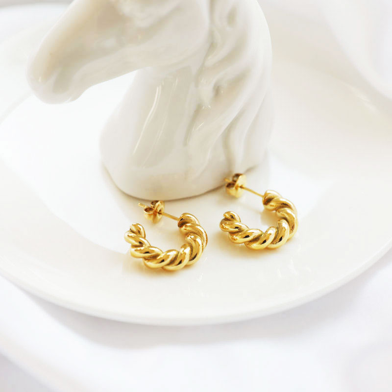 Onyx Crescent Hoop Mystery Stella Harte