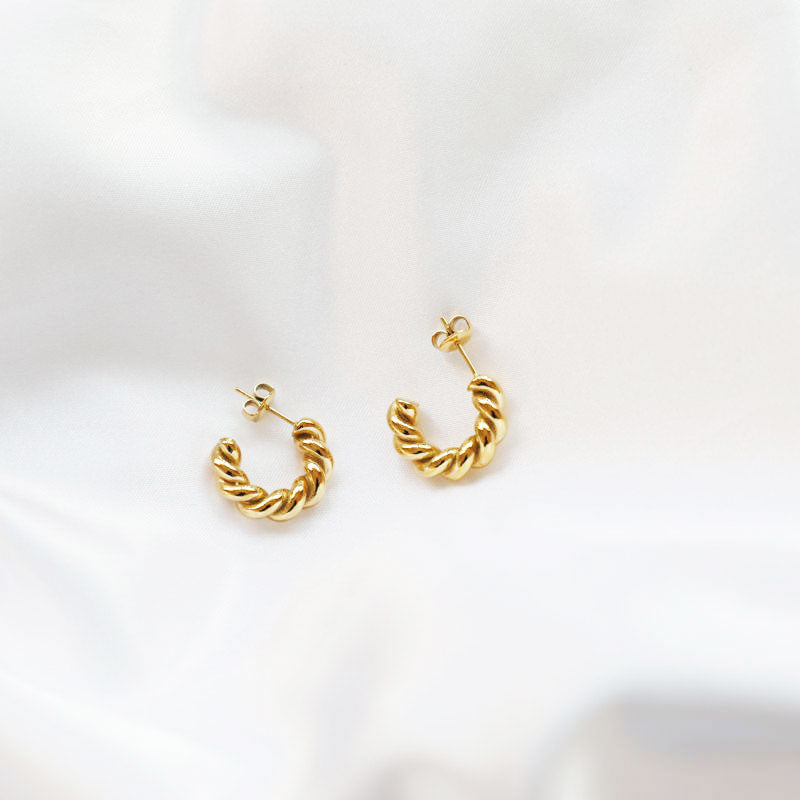 Onyx Crescent Hoop Mystery Stella Harte