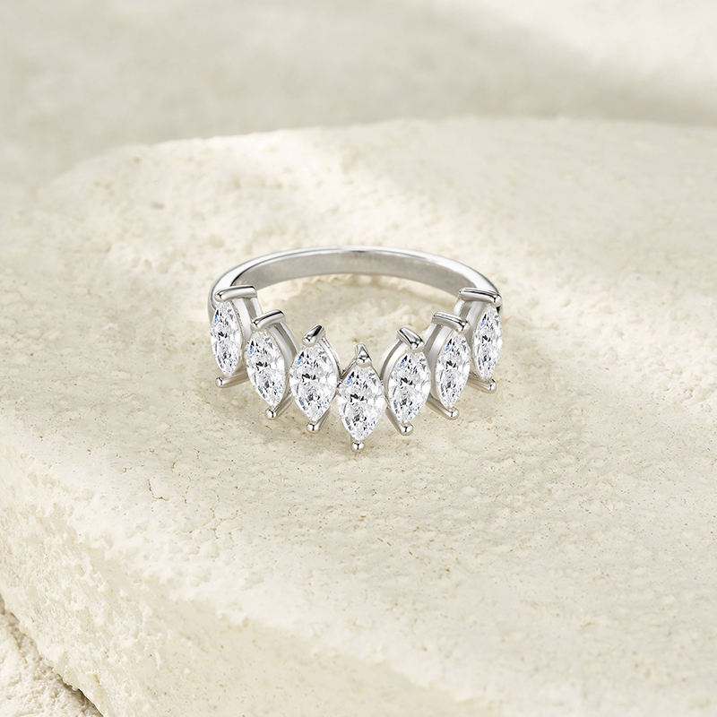 Vivienne Trio Ring