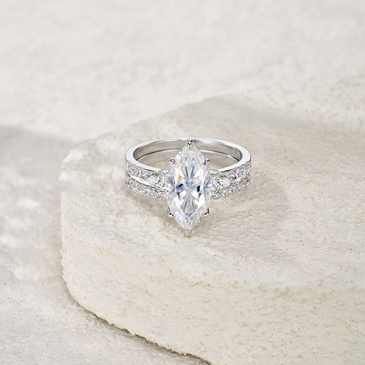 Amaris Eternal Ring