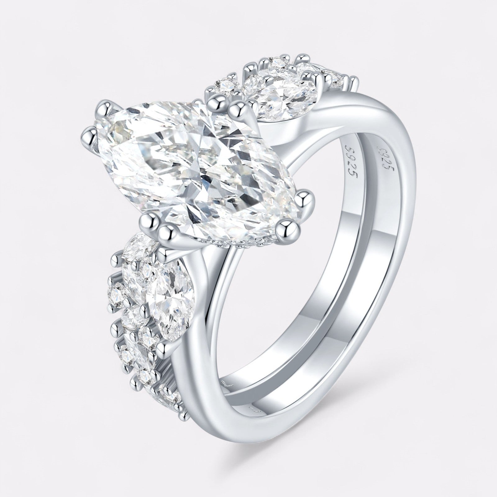 Seraphina Glow Ring Stella Harte