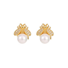 Buzzing Bee Pearl Studs
