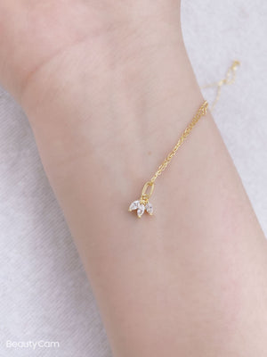 French Dainty Everyday Necklace