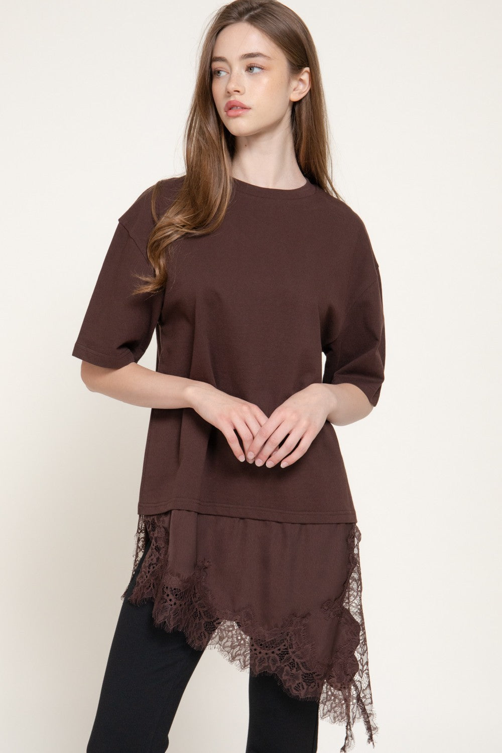 Short Slv Asymmetrical Hem Tonal Lace Knit Top