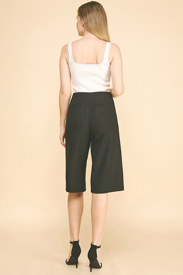 Textured Twill Darted Long Bermuda Shorts