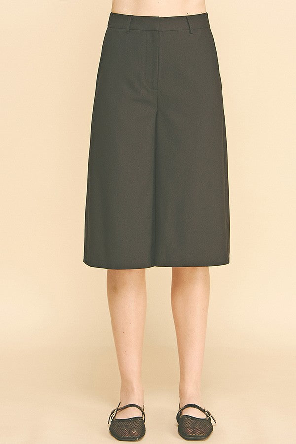 Twill Capri Wide Leg Bermuda Shorts