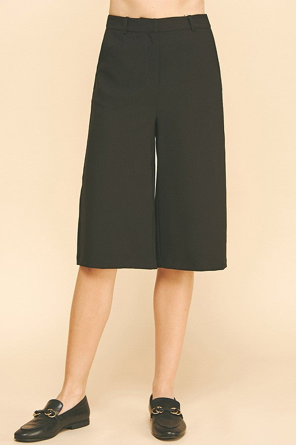 Twill Capri Wide Leg Bermuda Shorts