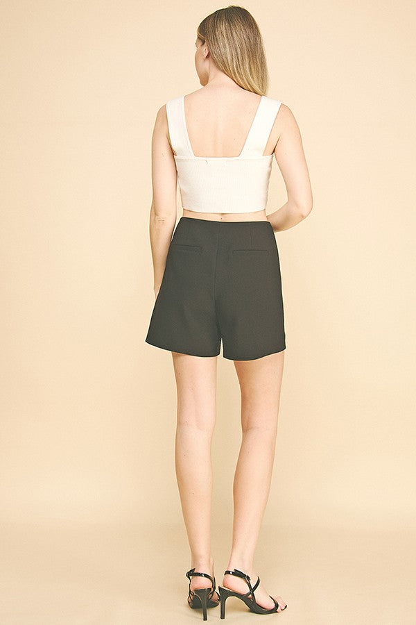 Twill Onyx Gold Button Darted Waist Shorts