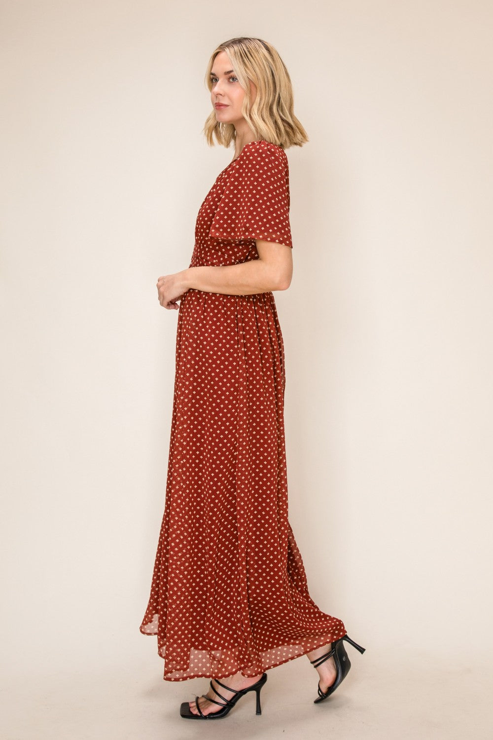 Airy Flutter Sleeve V-neck Dress Plus Size