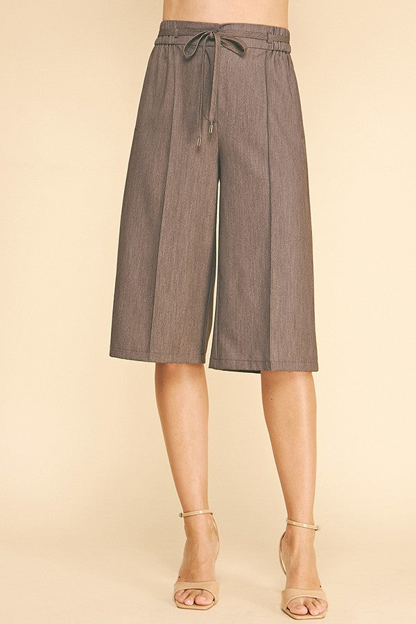 Faux Denim Drawstring Stretch Waist Capri Shorts