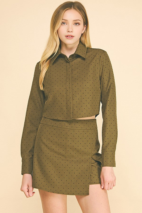 Textured Polka Dot Twill Hidden Placket Cropped Shirt Blouse