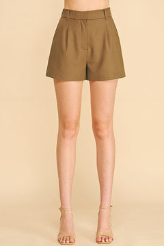 Twill Single Pleated Tailored Fitted Shorts