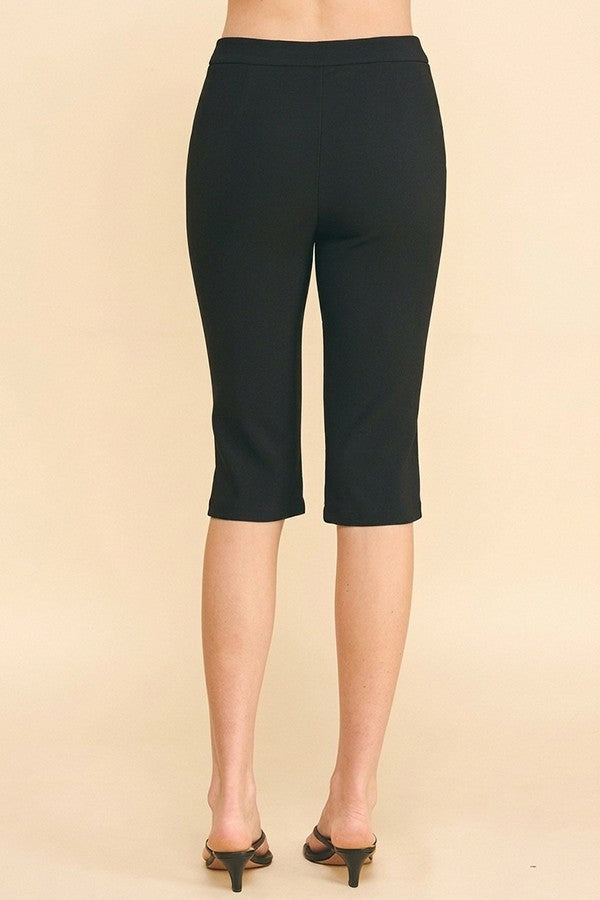 Twill French Seam Center Leg Capri Shorts