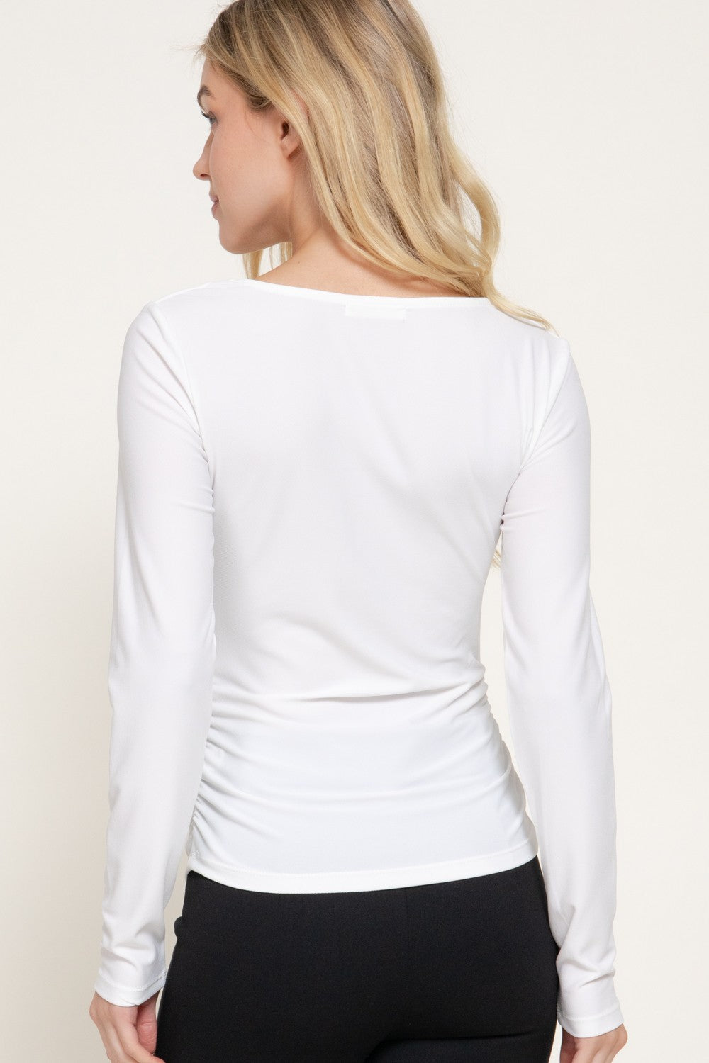 Long Slv Metal Applique V-neck Knit Top
