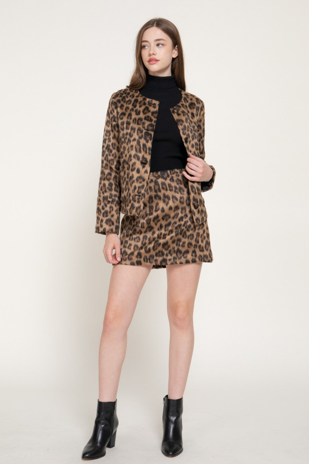 Leopard Print Hairy Wool-like Fabric Mini Skirt