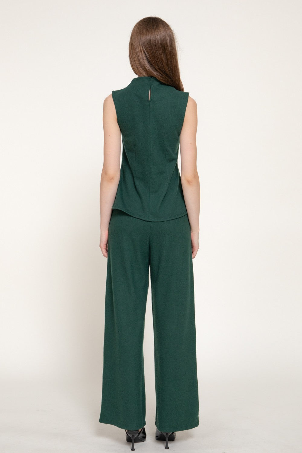 Sleeveless High Neck Top & Long Pants Set