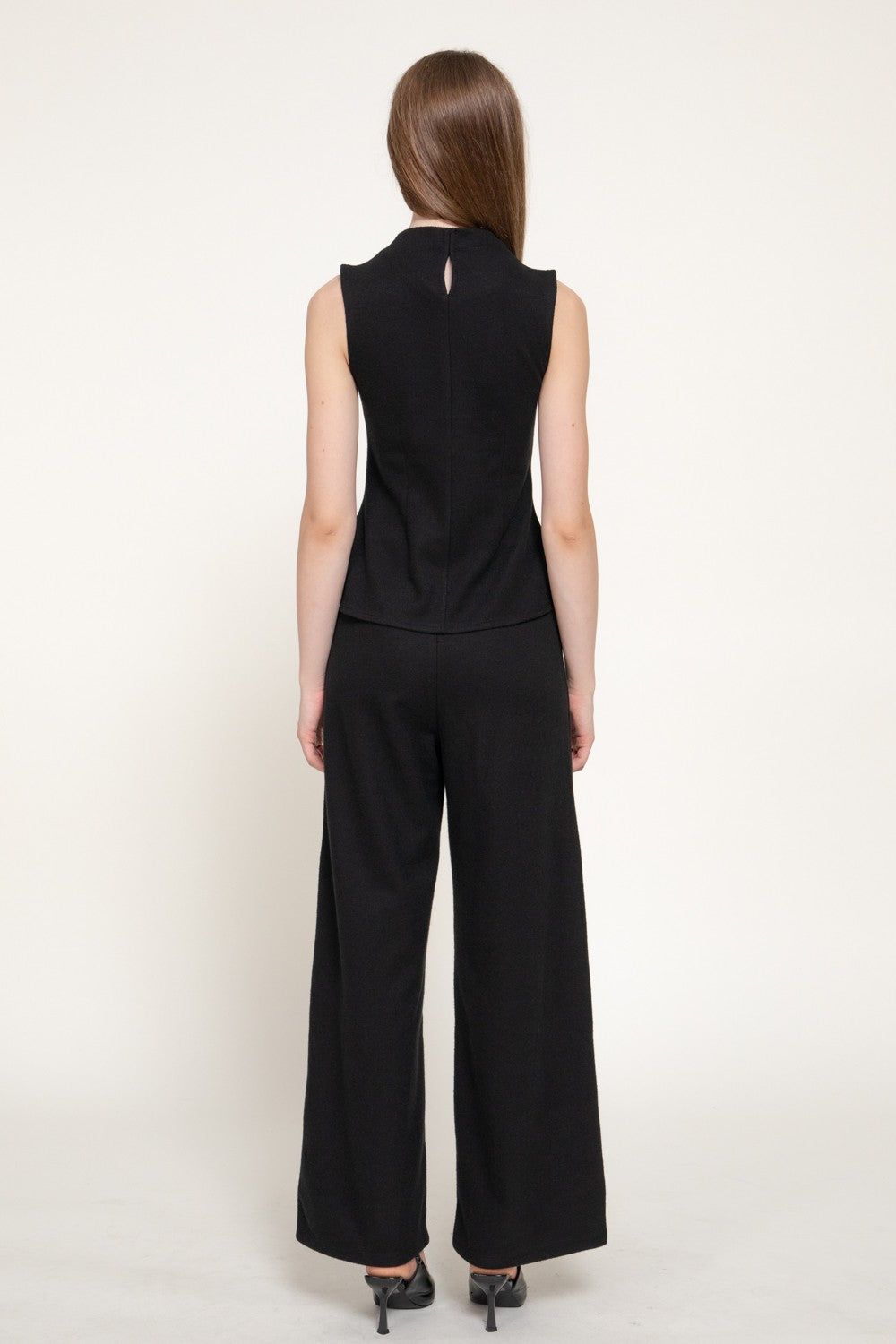 Sleeveless High Neck Top & Long Pants Set