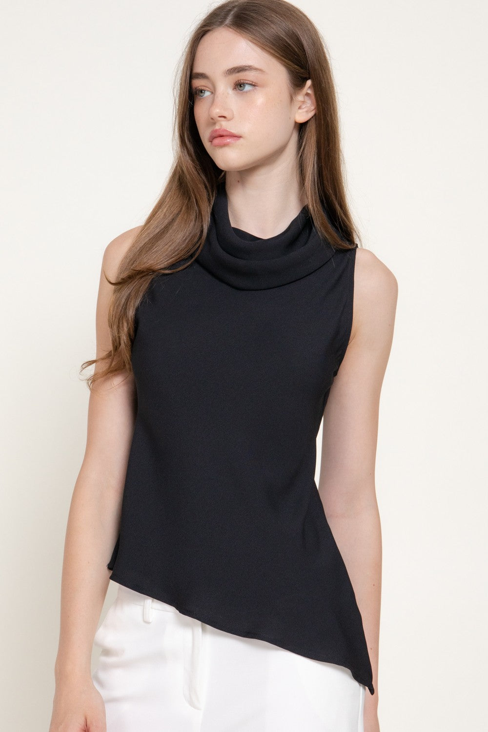 Sleeveless Flowy Neck Asymmetric Top