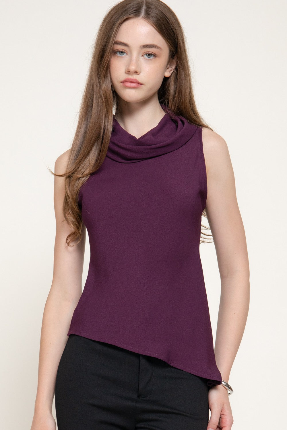 Sleeveless Flowy Neck Asymmetric Top