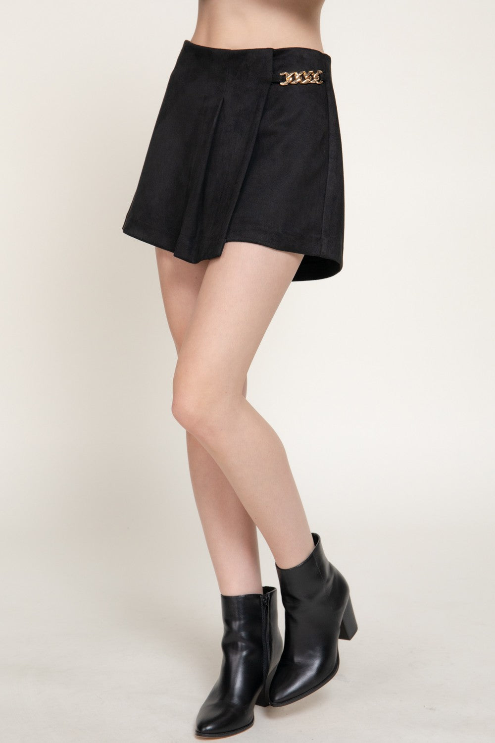 Pleated Metal Chain Faux Suede Shorts