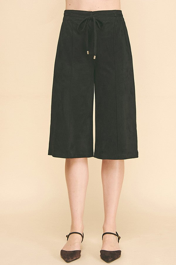 Faux Suede Drawstring Esque Bermuda Capri Shorts