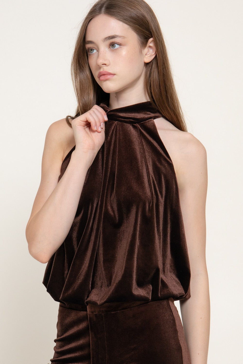 Halter Neck Shirred Inner Elastic Velvet Top