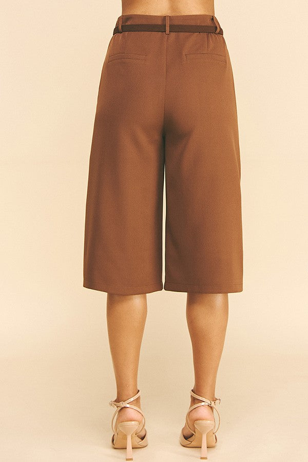 Twill Faux Leather Ringed Brown Belt Culotte Bermuda Shorts
