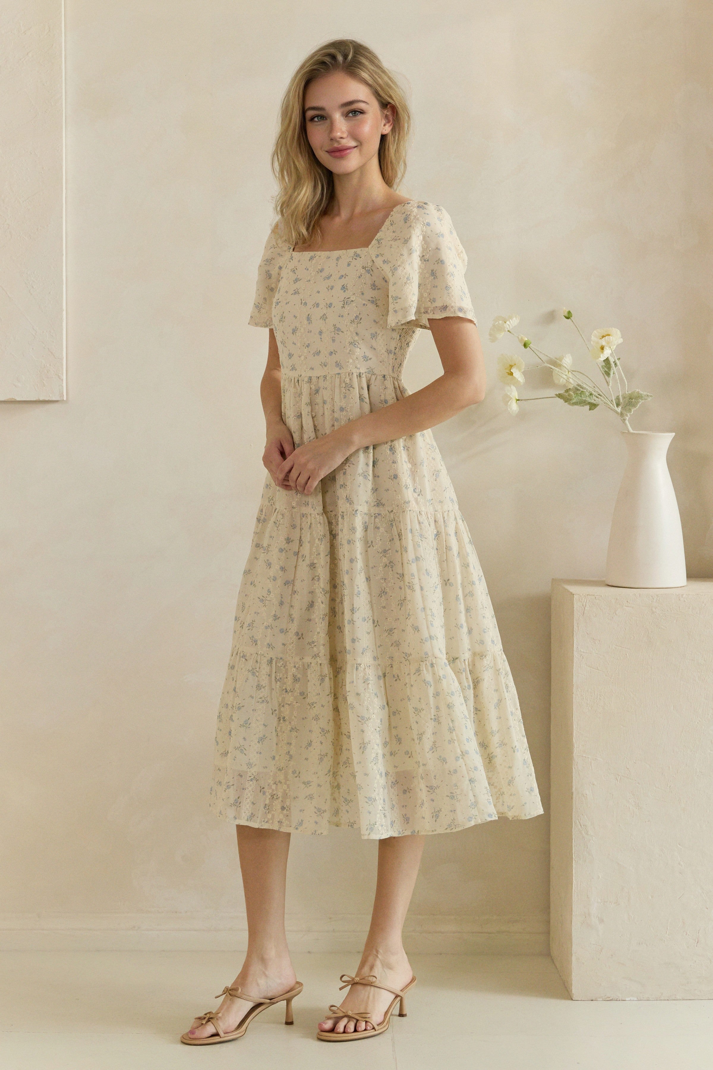Plus Size Ditsy Floral Tiered Square Neck Midi Dress
