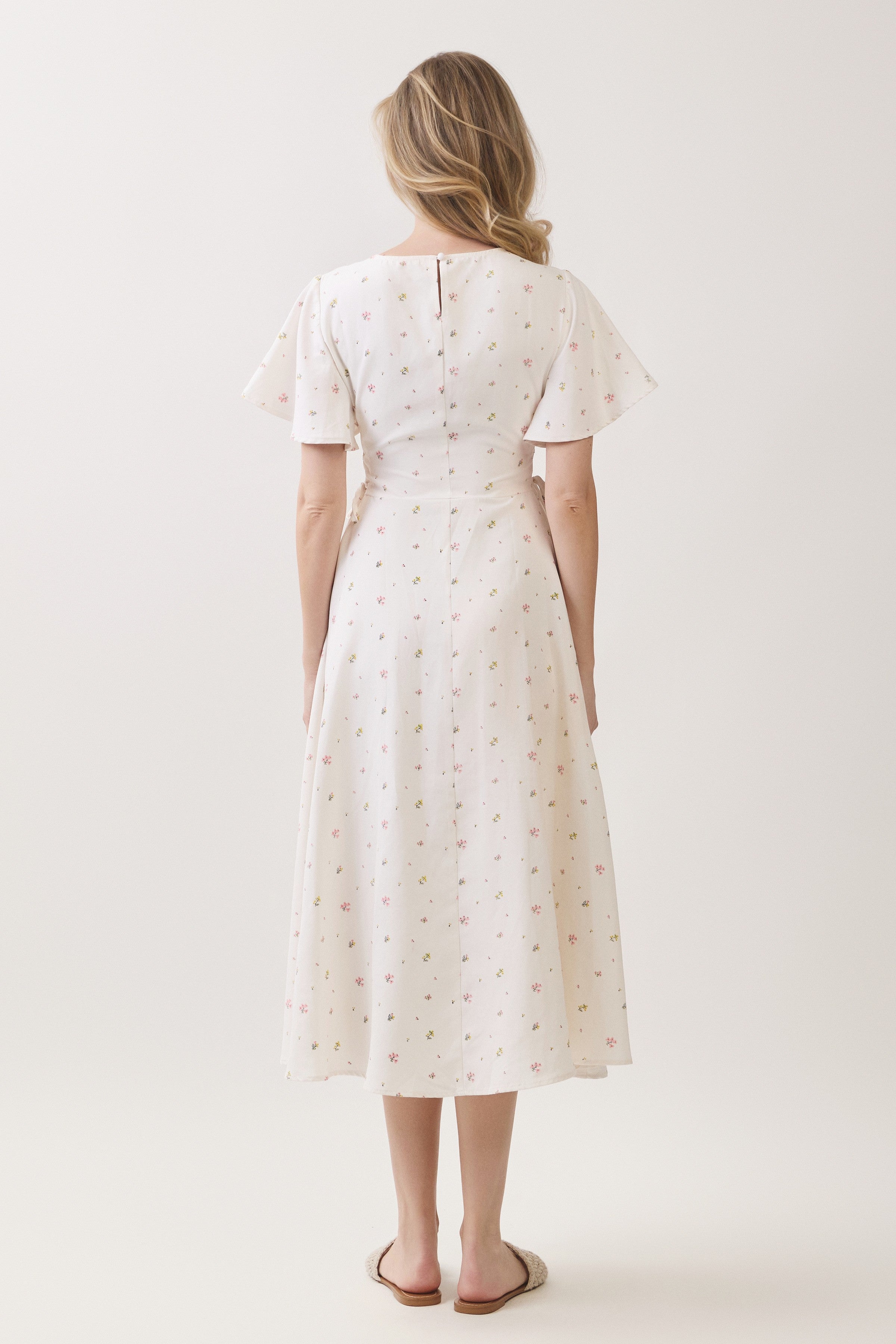 Ditsy Floral Lace Up Waist Midi Dress